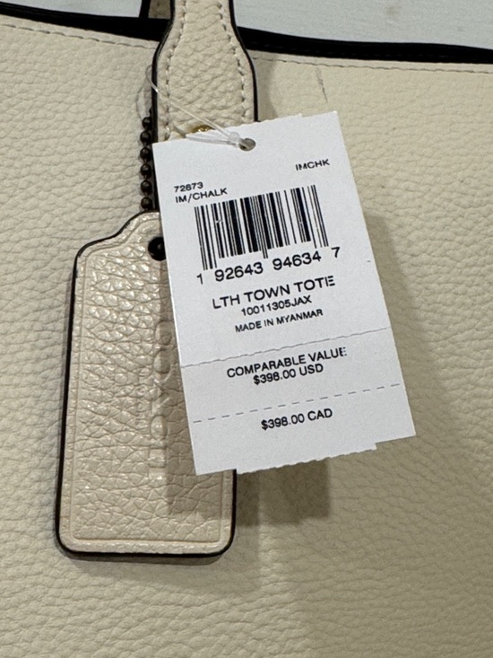 Coach Large Town Tote Chalk Pebbled Leather Off White Tote - Picture 5 of 17